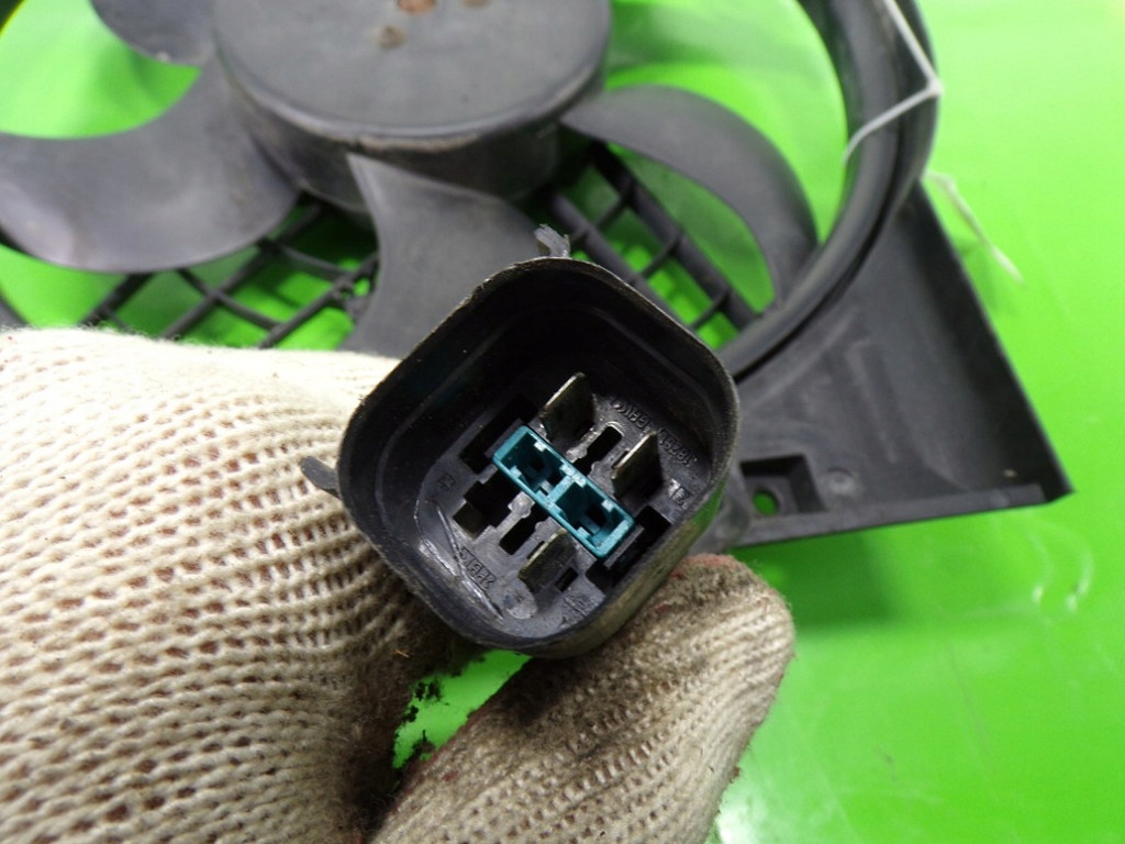 Bmw e46 рестайлінг  2.0 дизель 150 km вентилятор радіатора Доставка