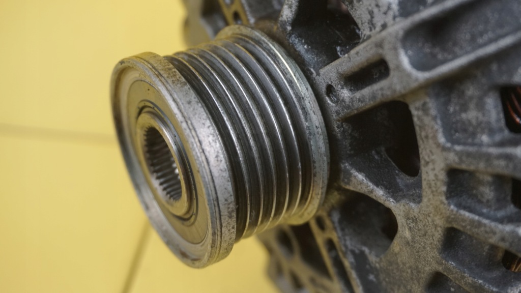 фото №5, Bmw 5 e60 e63 e90 e87 3.0 b 07r 258km n52b30a генератор 7525376 2586071