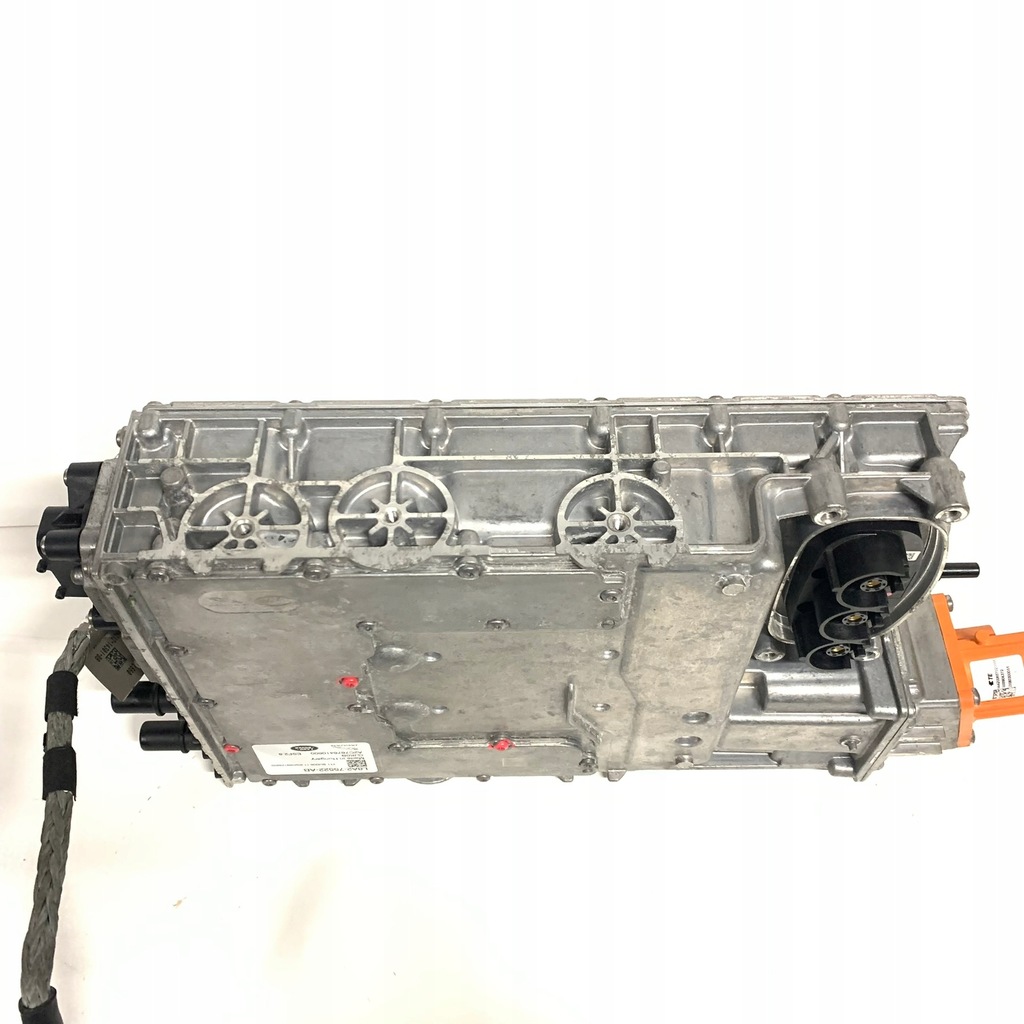 фото №10, Jaguar f-pace x761 2.0 гибрид модуль аккумулятор l8a2-75522-ab a2c7676410600