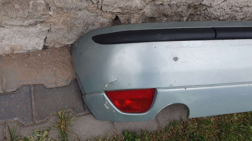 фото №5, Ford focus mk1 hb 5 дверь - бампер задняя - u2