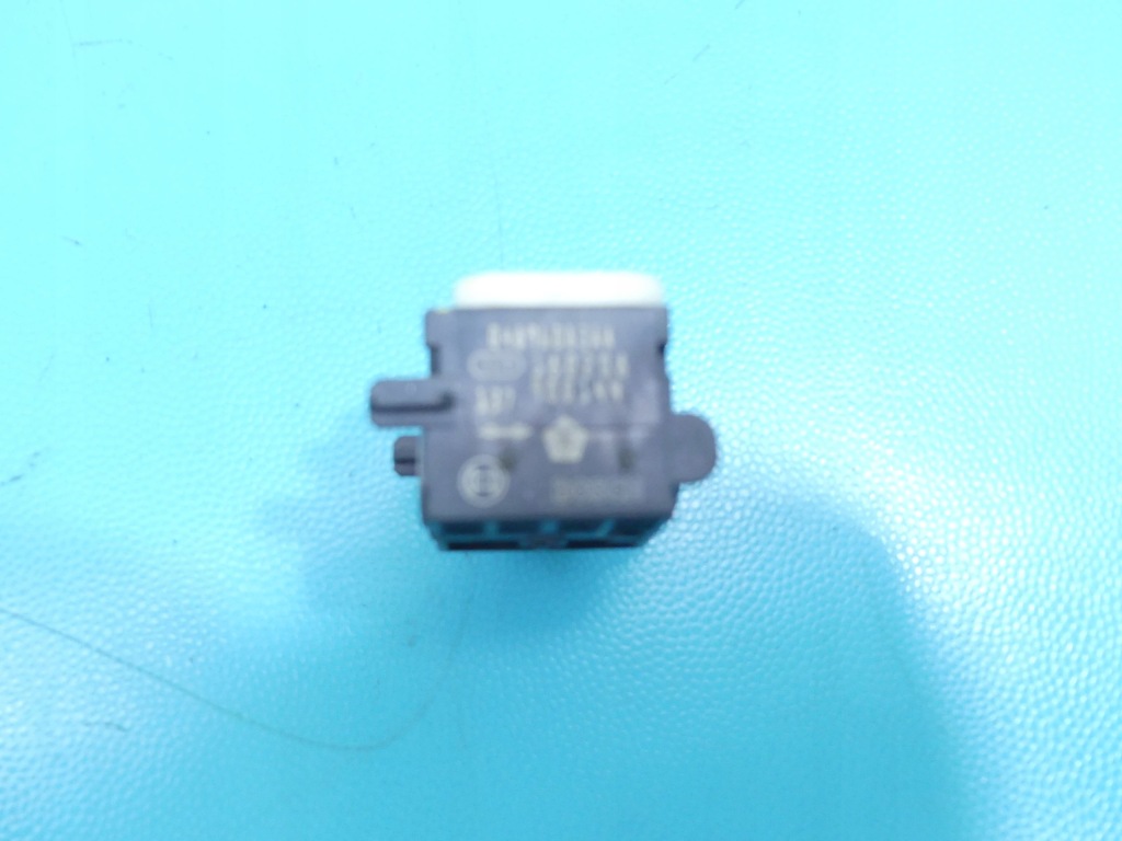 фото №8, Pas безопасности перед правый grand cherokee wk