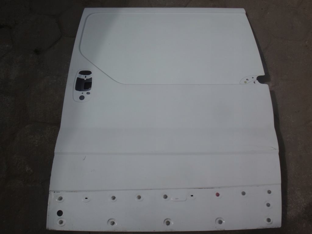 фото №1, Дверь левая задняя задние vivaro trafic ii 06 белый