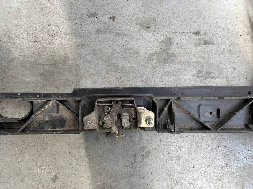 фото №13, Pas передний усилитель renault clio iii