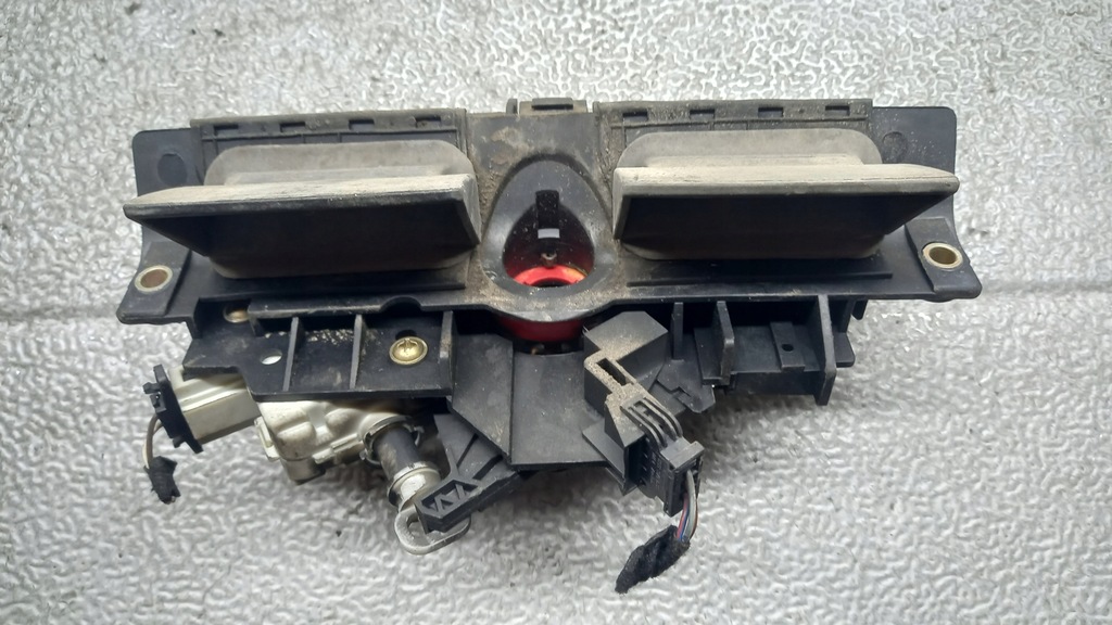 фото №5, Ручка крышки audi a6 c5 99r kombi 4b0827565h