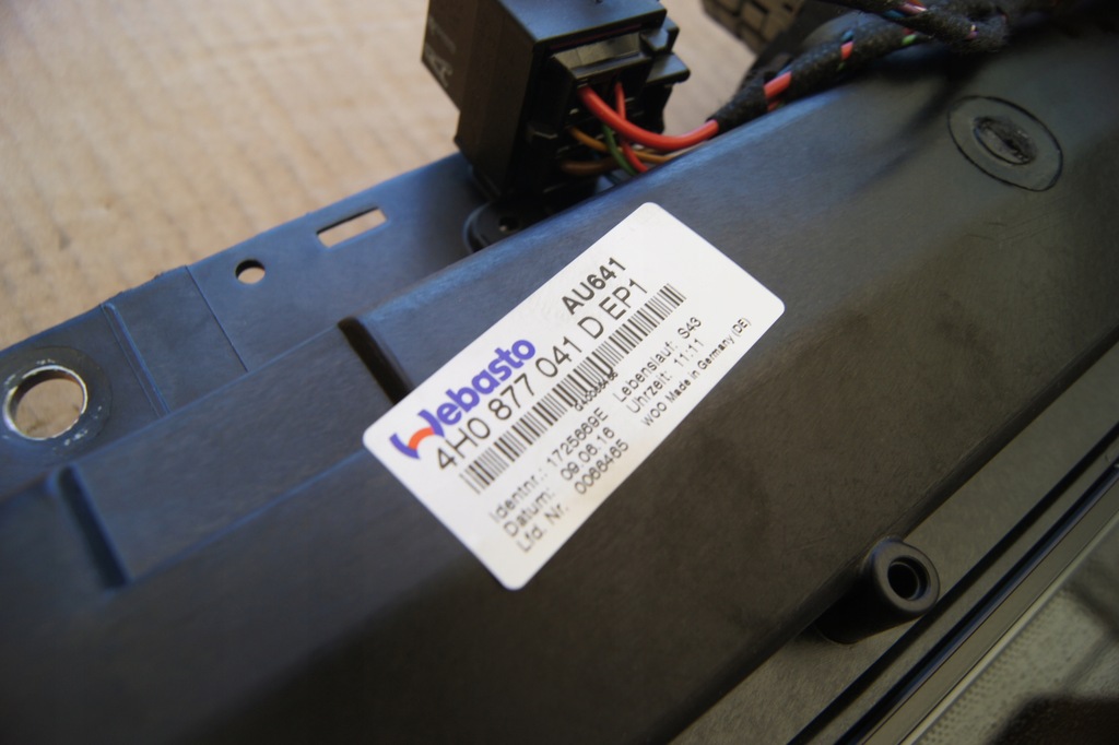 фото №7, Gd audi a8 s8 4h люк 4h0877041d