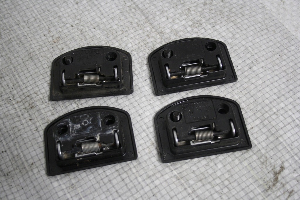 фото №5, Audi a4 b7 b6 кронштейн багажника 8e0/1j0864203