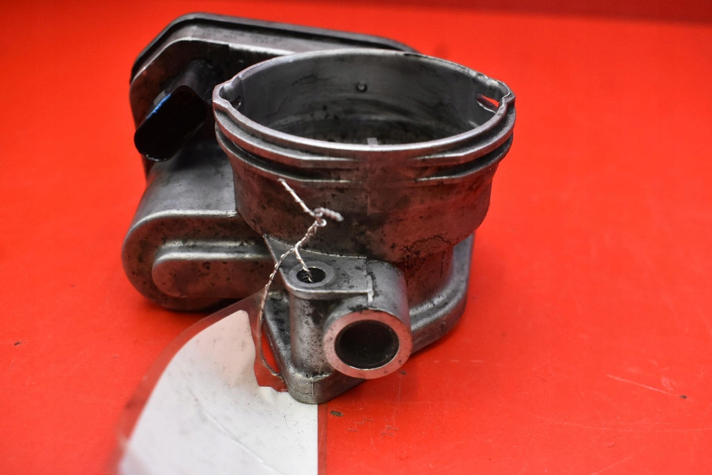 фото №6, Дроссельная заслонка 038128063m mitsubishi grandis 2.0 di-d 134 km 03-11