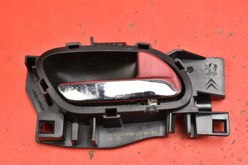 фото №1, Ручка внутренняя правая перед 96555516vd peugeot 207 lift 09-13