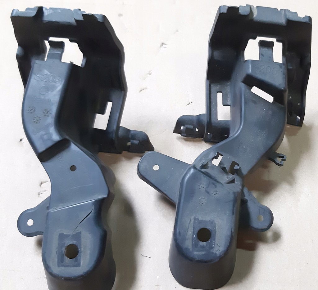 фото №13, C-klasa w205 накладка спойлер диффузор задняя +крепления