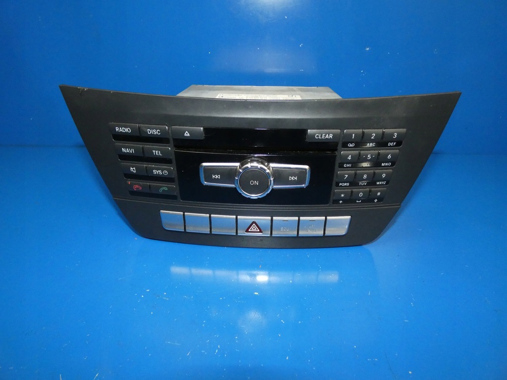 фото №1, Mercedes c klasa w204 cls w218 радио заводской