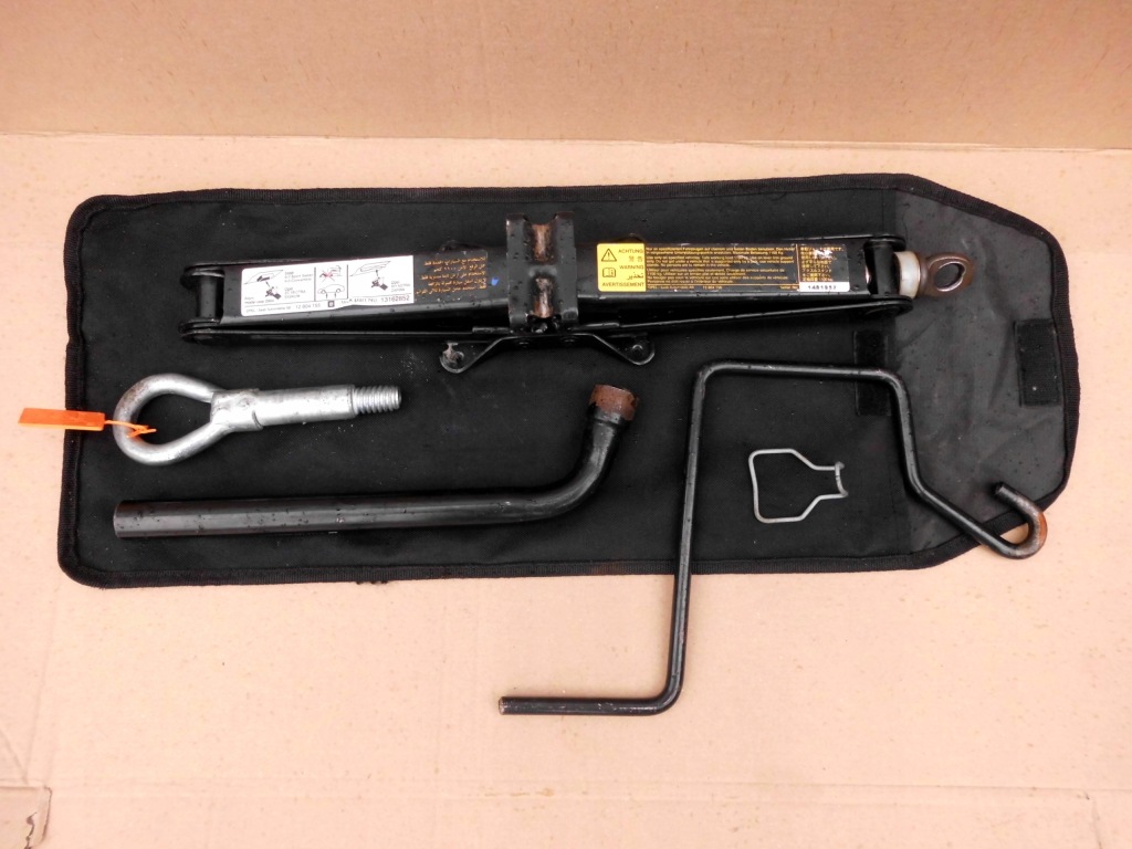 фото №1, Opel zafira b домкрат підйомник комплект 13162852