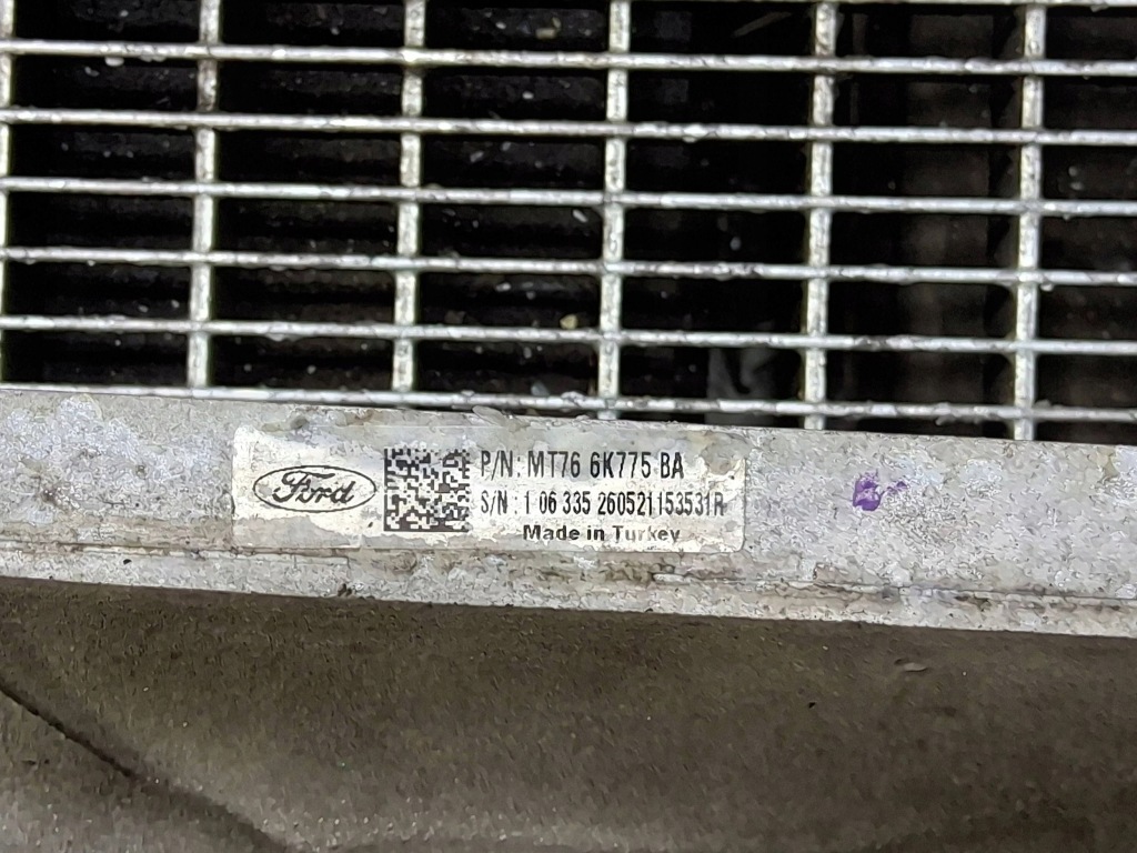 Інтеркулер ford turneo courier mt766k775ba Недорого