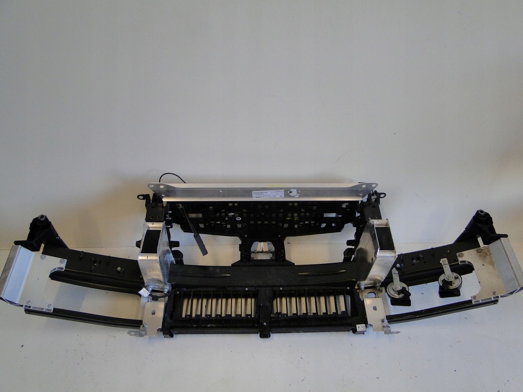 фото №14, Mercedes eqe 295 sedan pas передний усилитель передний перед балка зона