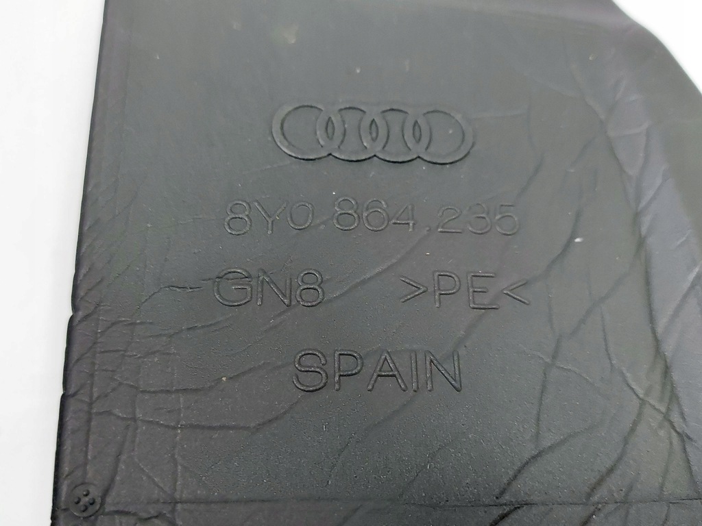 фото №8, Audi a3 8y 20r. шумоизоляция крыла правое левая 8y0864235