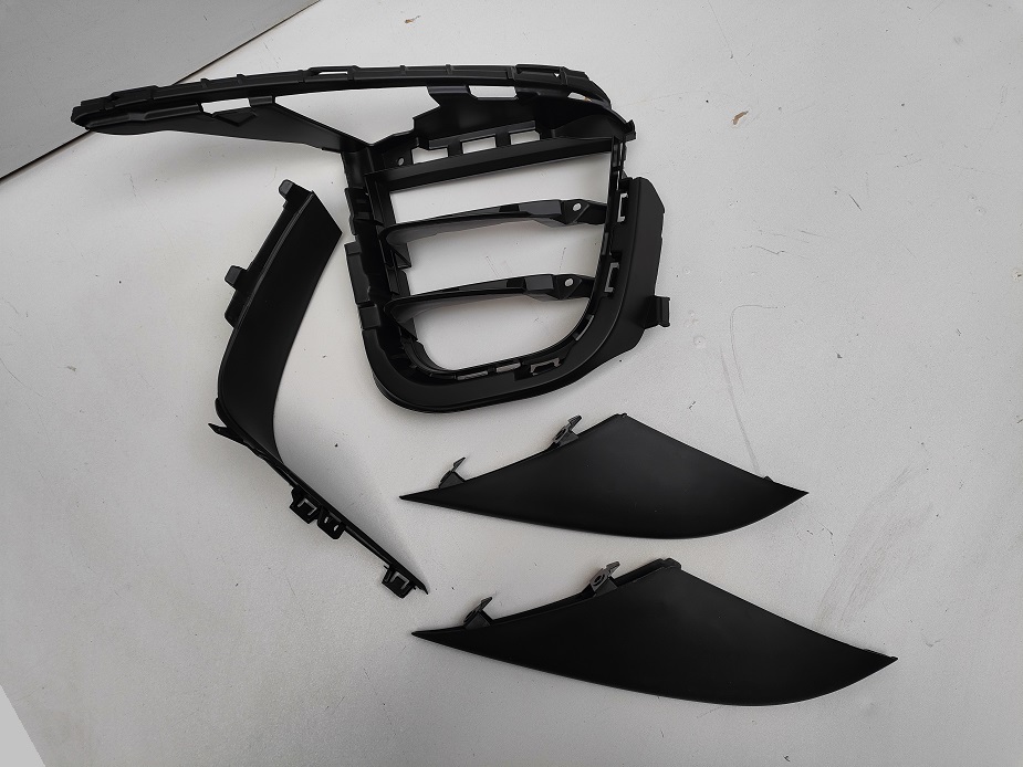 Купить Левая решётка бампера porsche macan 95b608681