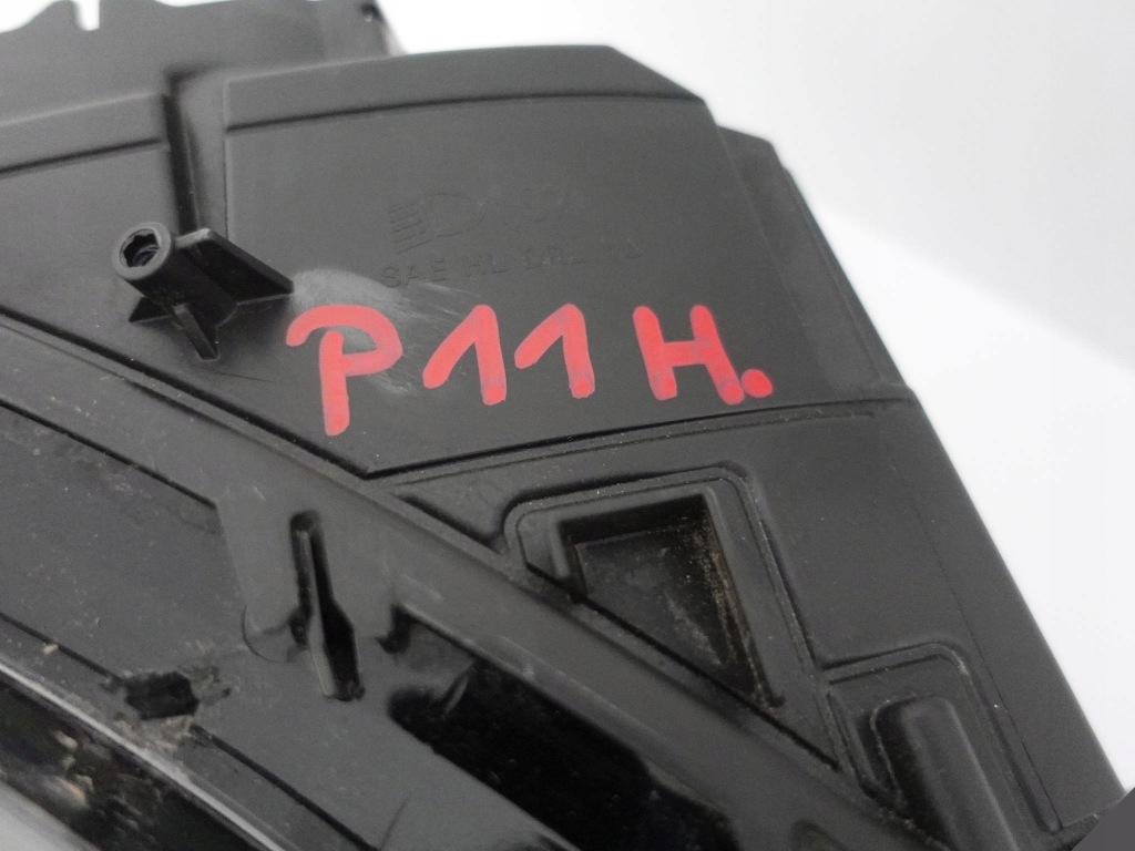 Porsche macan 95b рестайлинг  18- фара full led тонированная правый Оригинал