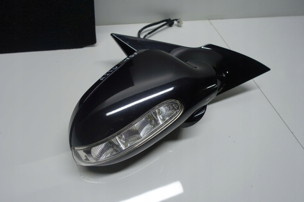 Купить Mercedes r230 sl зеркало правое 197