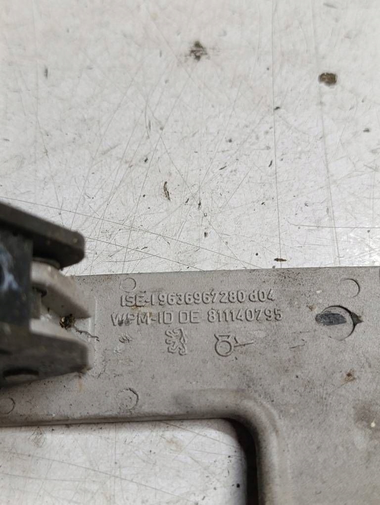 Mitsubishi colt cc kabriolet замок крыша засов 811140795 Недорого