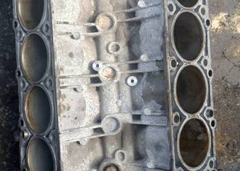 фото №1, Mercedes 5,0 v8 блок двигуна r1130109305