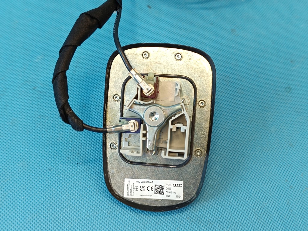 фото №11, Audi a3 8y lift 1.5 tsi 2025 r шланг антенный антенна плавник 4n0035503af