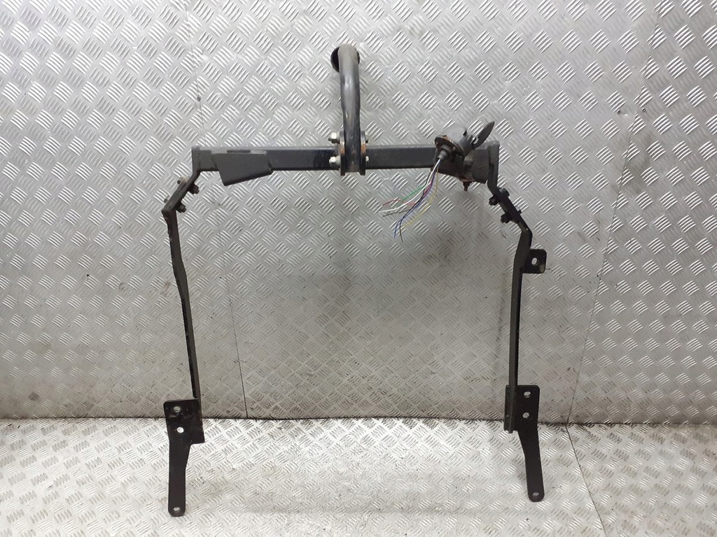 фото №1, Hak буксирувальний peugeot 607