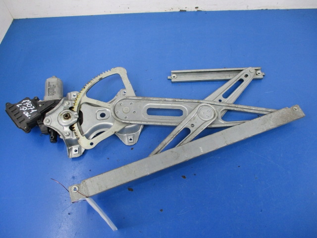 фото №1, Toyota yaris ii 5d подъемник стекло перед левый