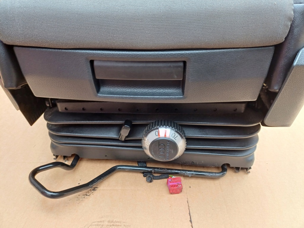 фото №6, Сидіння водія пневматичний vw crafter ii 17-r.