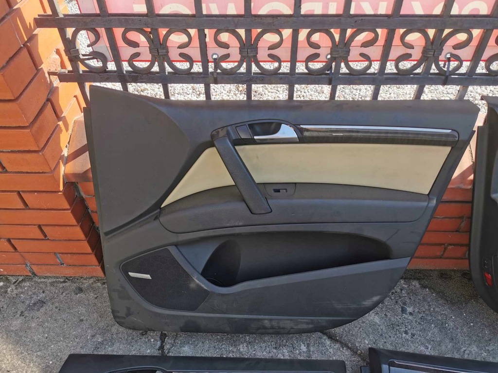 фото №3, Обшивки дверь комплект audi q7 4l