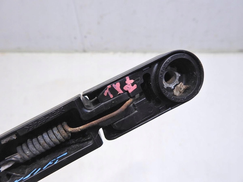 фото №2, Важіль двірники кришки mazda 5 i lift