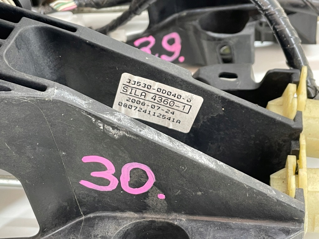 фото №9, Тросы переключения передач выбор передач yaris ii бензин