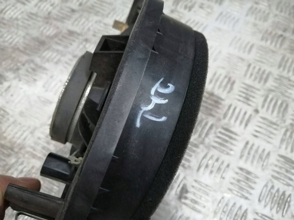 фото №3, Chevrolet trax mokka głośni двері задніх задня