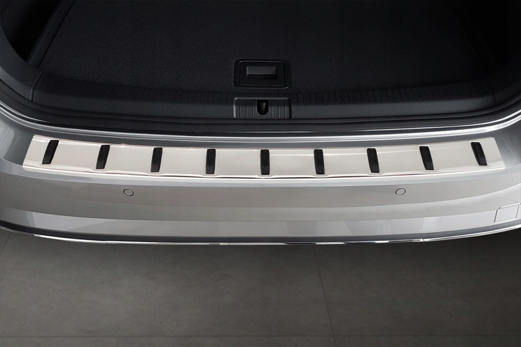 фото №2, Vw golf vii kombi / r-line накладка na бампер