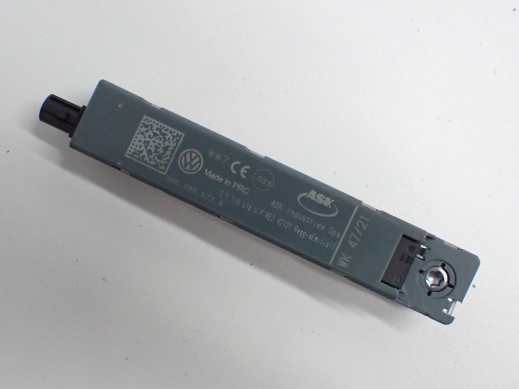 Купити Підсилювач антена модуль оригінал 2g3035577s vw t-roc кабріолет  23r