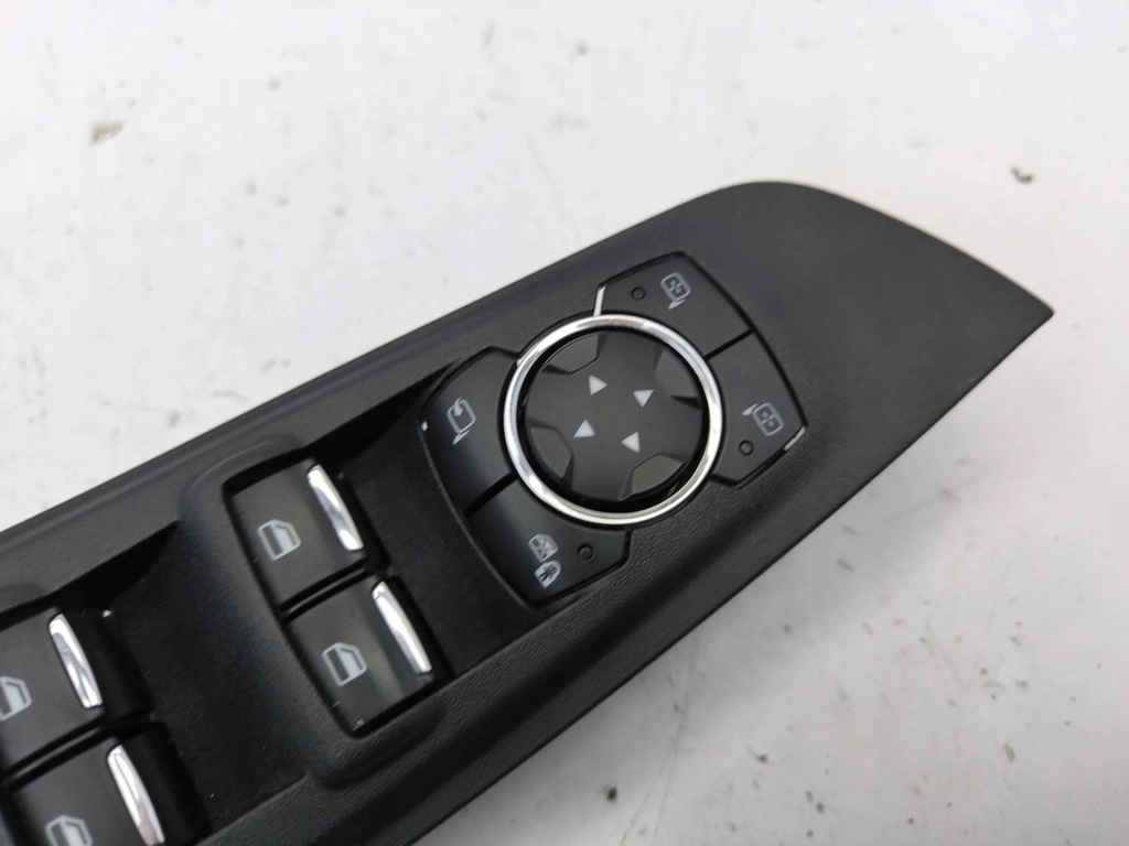 фото №8, Ford galaxy 2017 перед сторона правая панели управление, переключатели