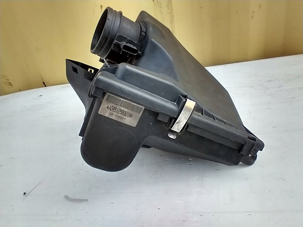 фото №12, Bmw e84 e82 e90 e92 2.0d корпус фильтра воздуха расходомер 8506409