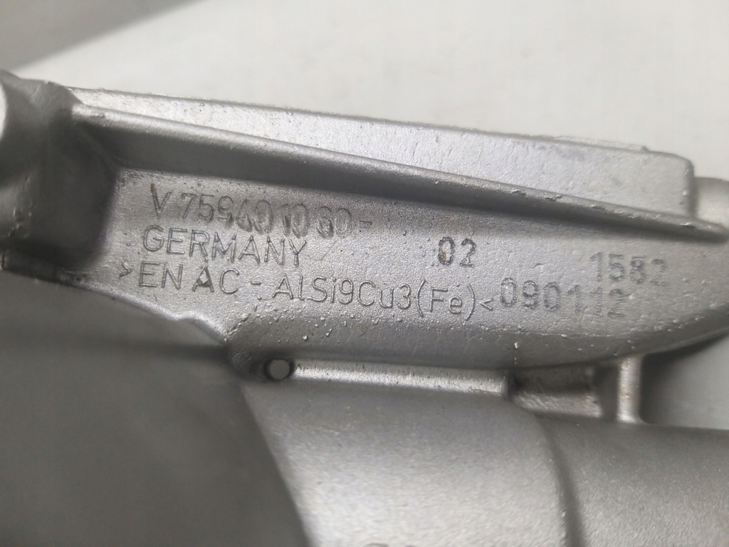 Насос оливи sprawdzona 1.6 1.4 vti 5f01 partner 308 r56 c3 v759401080 Ціна