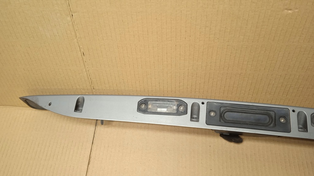 фото №8, Volvo v50 микровыключатель накладка крышки задняя 462-46