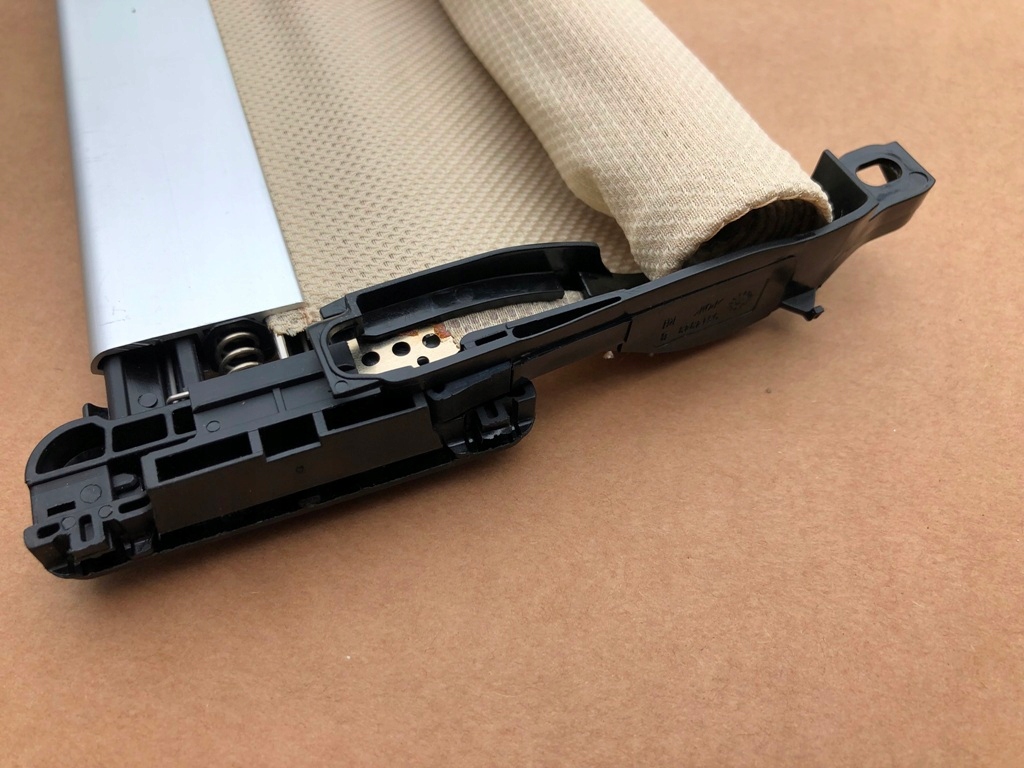 Купити Шторка штора панорами бежева бежевий 5gg877307 do volkswagen golf 7