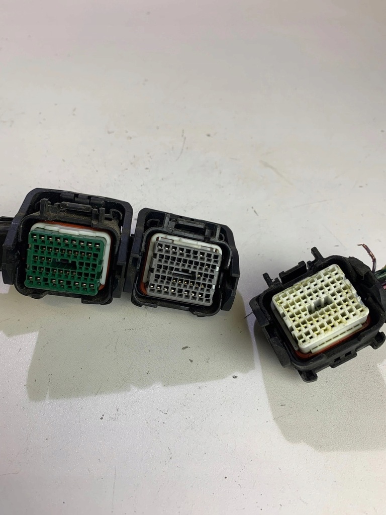 фото №5, Разъёмы штекер колодка блок управления двигателя honda civic viii ufo 2.2 i ctdi