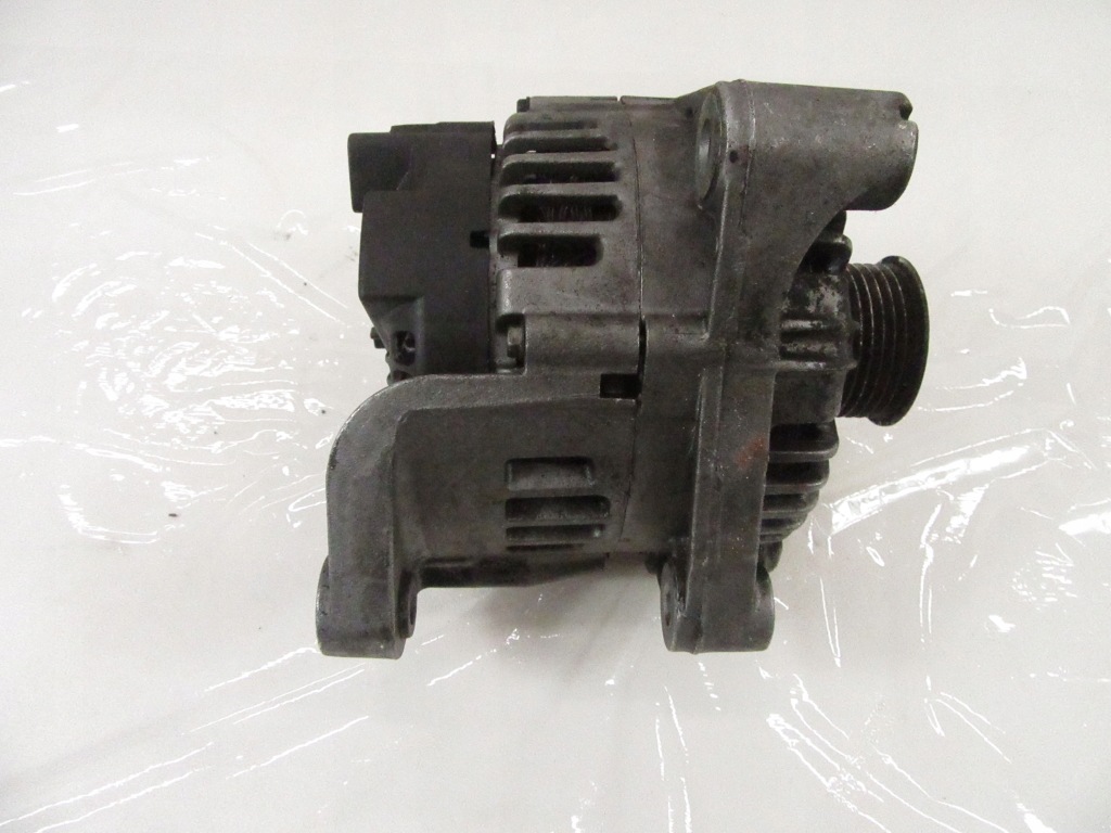 Купити Генератор bmw e46 e53 x5 e83 x3 2.0 m47n 3.0 m57n 150a 0986048921