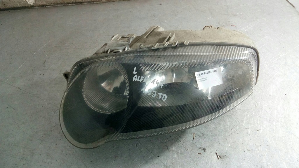 Купити Лампа передня ліва alfa romeo 147