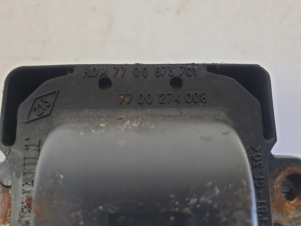 фото №9, Renault clio ii 1.2 8v катушка зажигания 7700274008