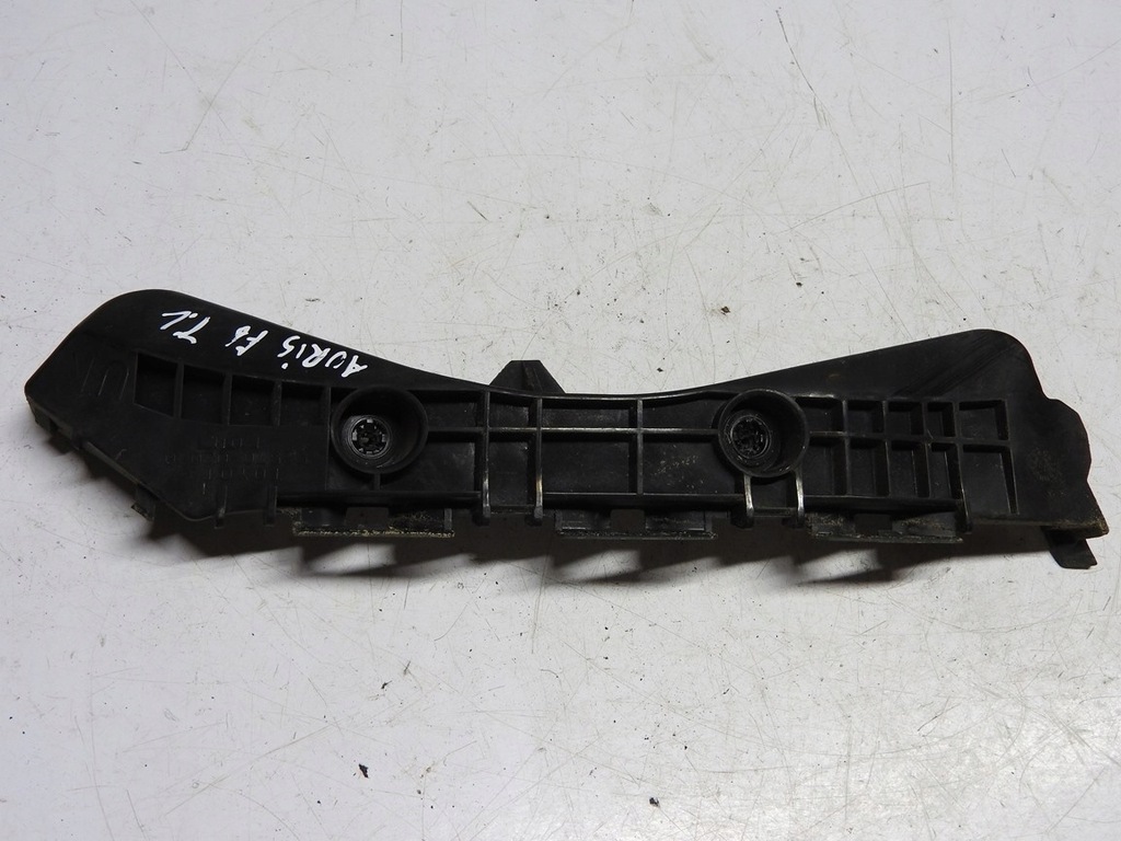 фото №11, Toyota auris i 06-09 направляющая бампера левый задняя 52576-02070