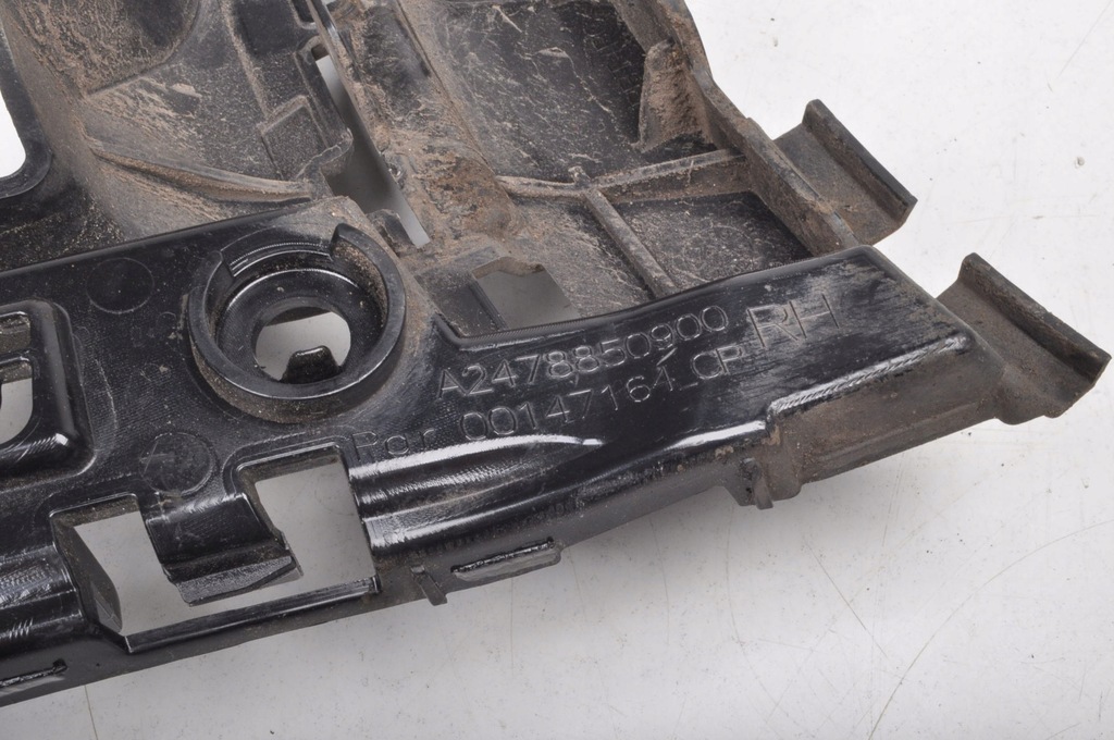 фото №9, Mercedes eqb x243 направляющая бампера правый задняя 23r a2478850900