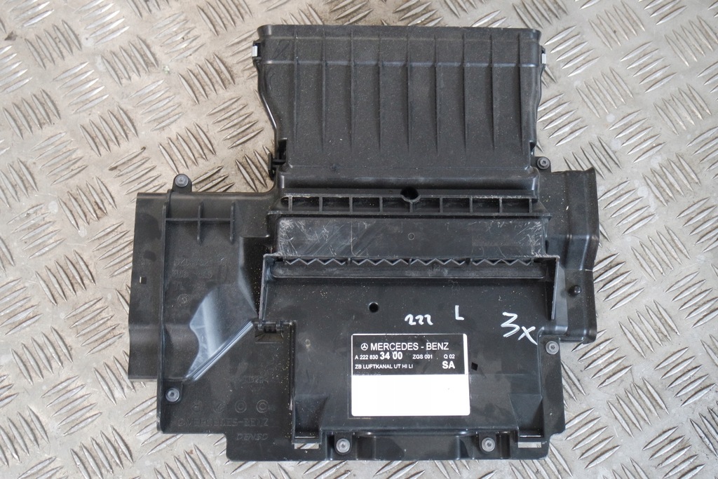 фото №1, Левый воздухозаборник воздуха mercedes w222 a2228303400