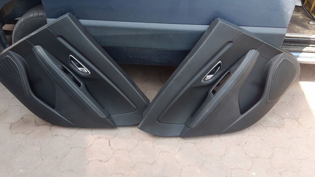 фото №1, Обивка задняя правая grand scenic iv 4