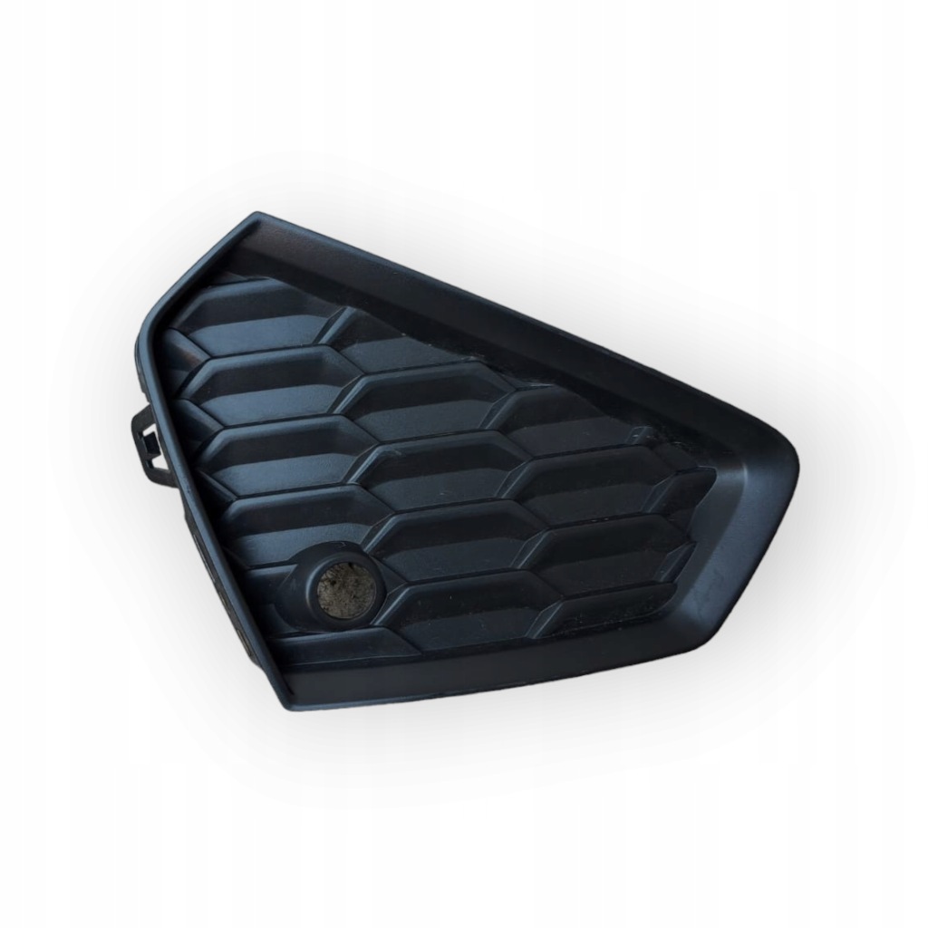 Купить Audi a3 2020-24 год решётки бампера перед оригинал