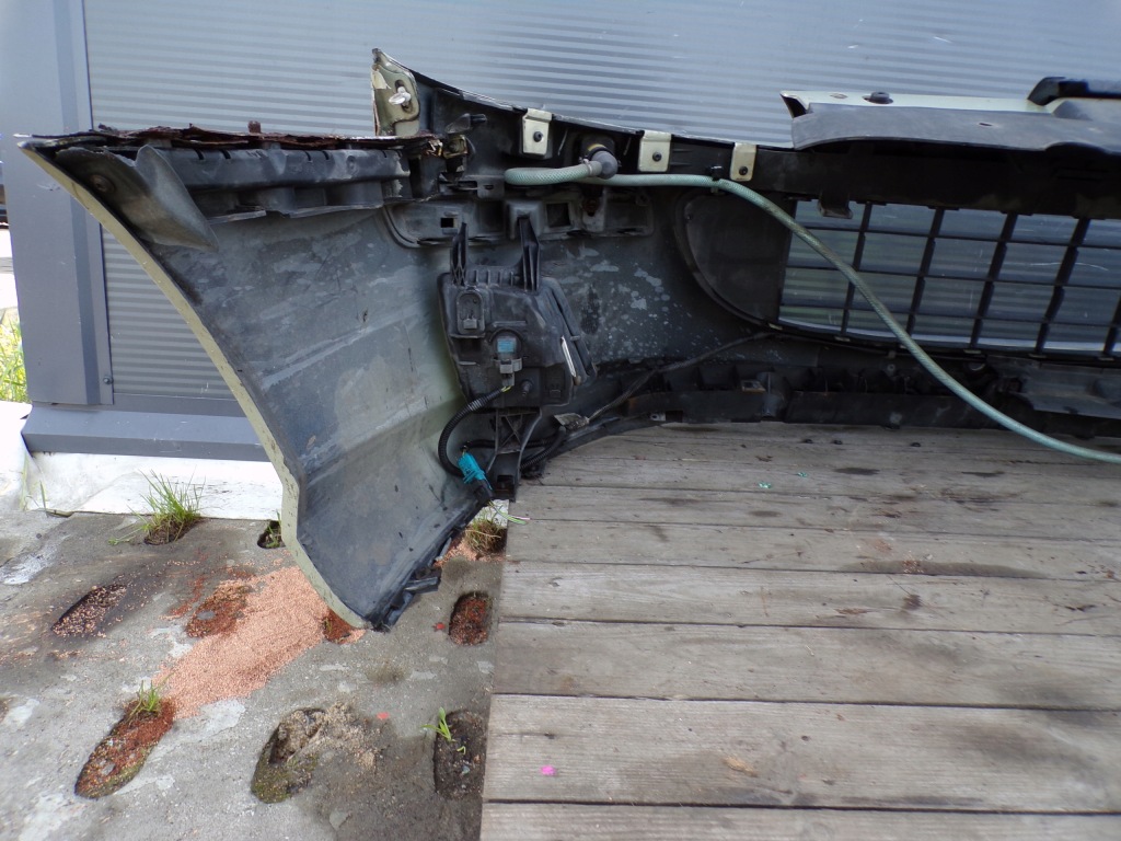 Бампер передній перед peugeot 407 омивачі колір kcvd Доставка