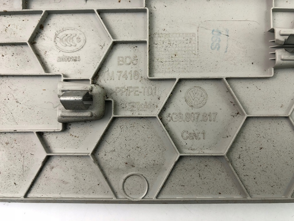 фото №8, Vw golf vii защита молдинг потолочный 5g9867617