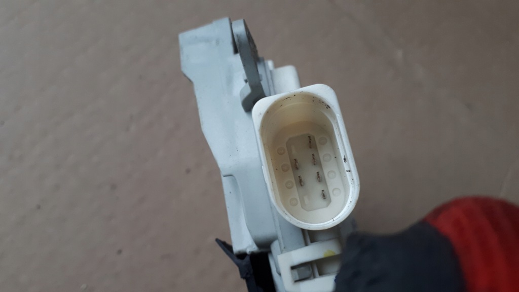 фото №5, Audi оригінальний номер 8j1837015d замок двері передній l